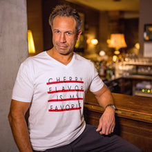 Lade das Bild in den Galerie-Viewer, T-Shirt ⋅ CHERRY FLAVOR